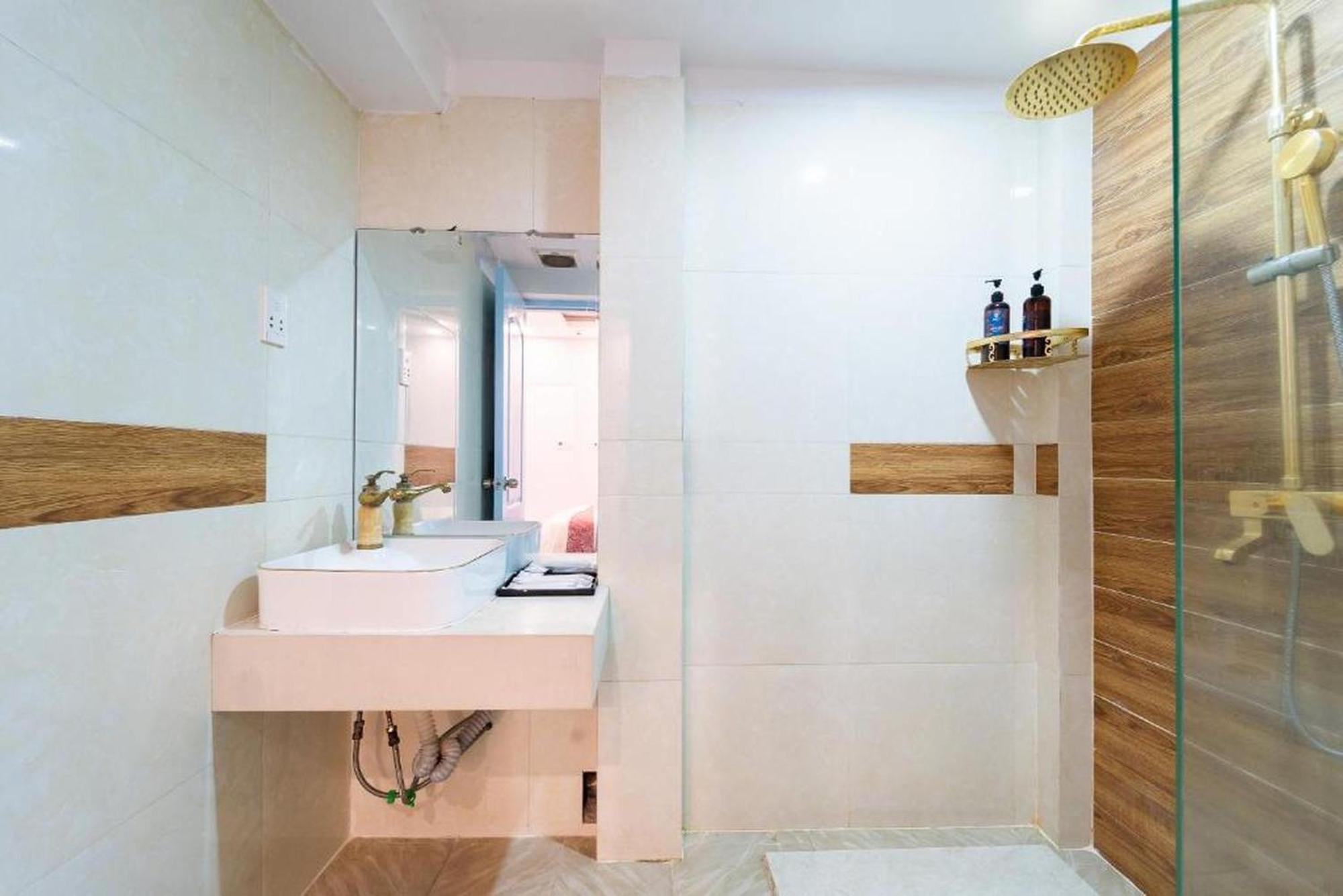 Dancenter Joy Tan Binh Near Tan Son Nhat Airport Apartment *